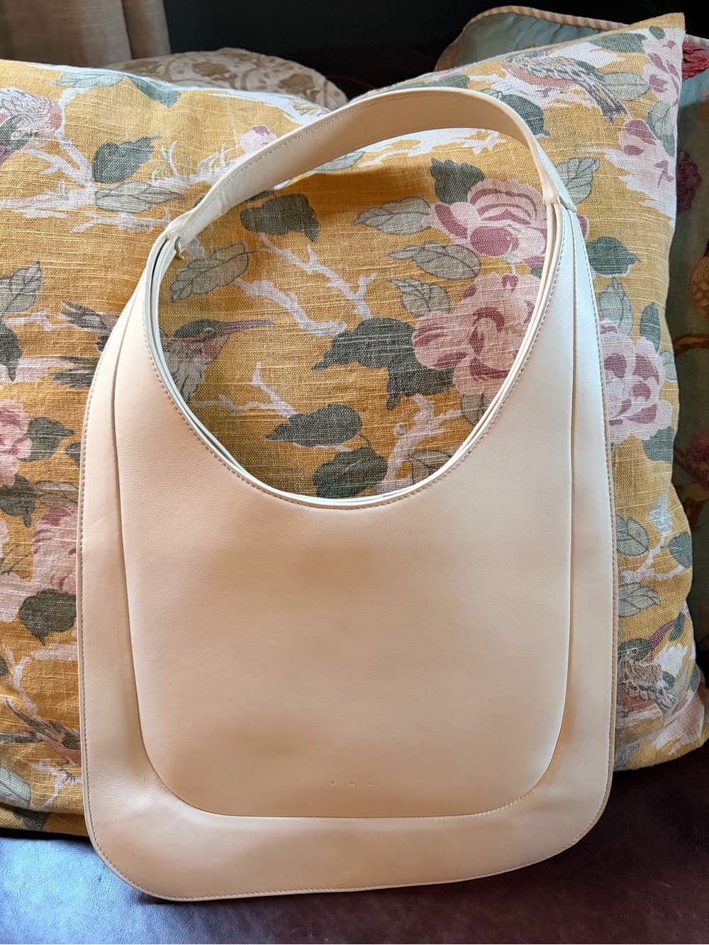 Aesther Ekme midi hobo  Minimalist Shoulder Bag in ivory